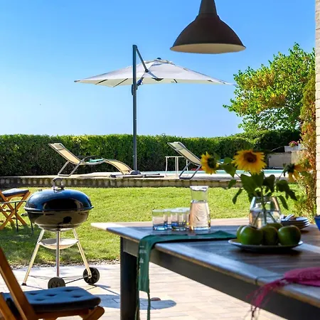 Casa Felicita 8 By Marche Villa