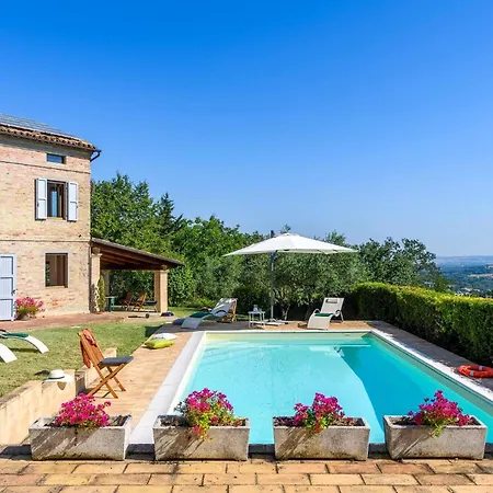 Casa Felicita 8 By Marche Villa